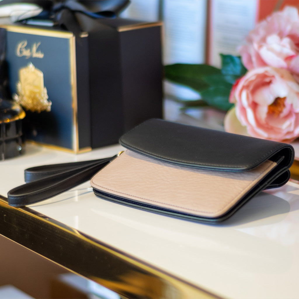 Betty Clutch Wallet - Black