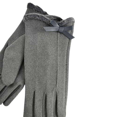 Grey Bow And Fur Gloves