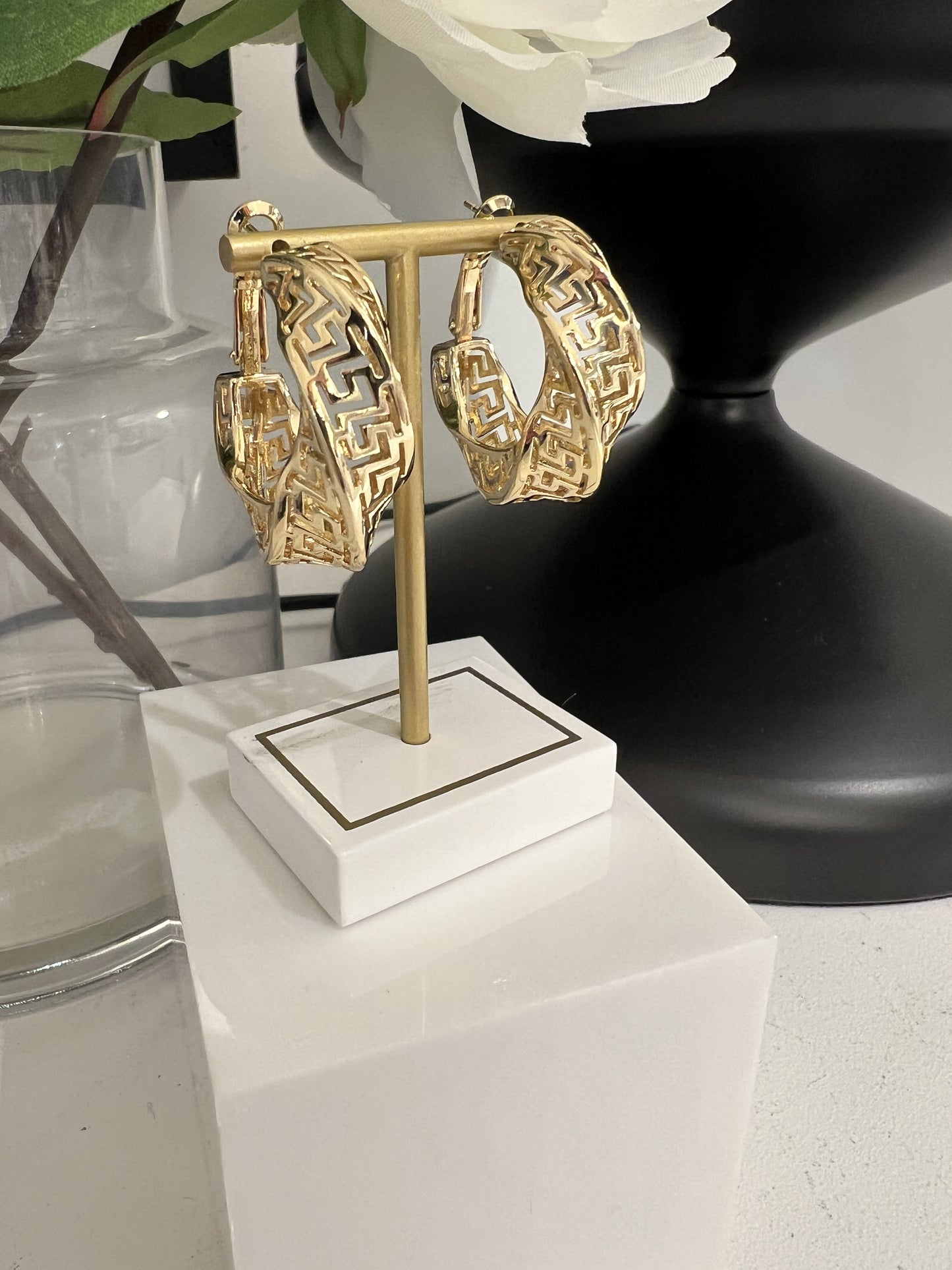 Versae Gold Earrings