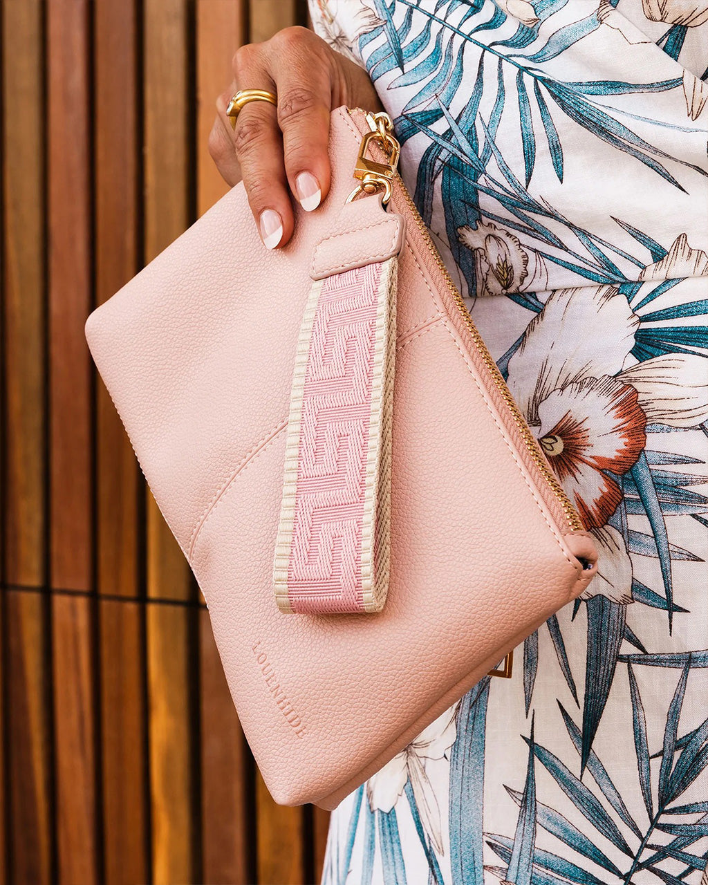 Mimi Clutch - Pink