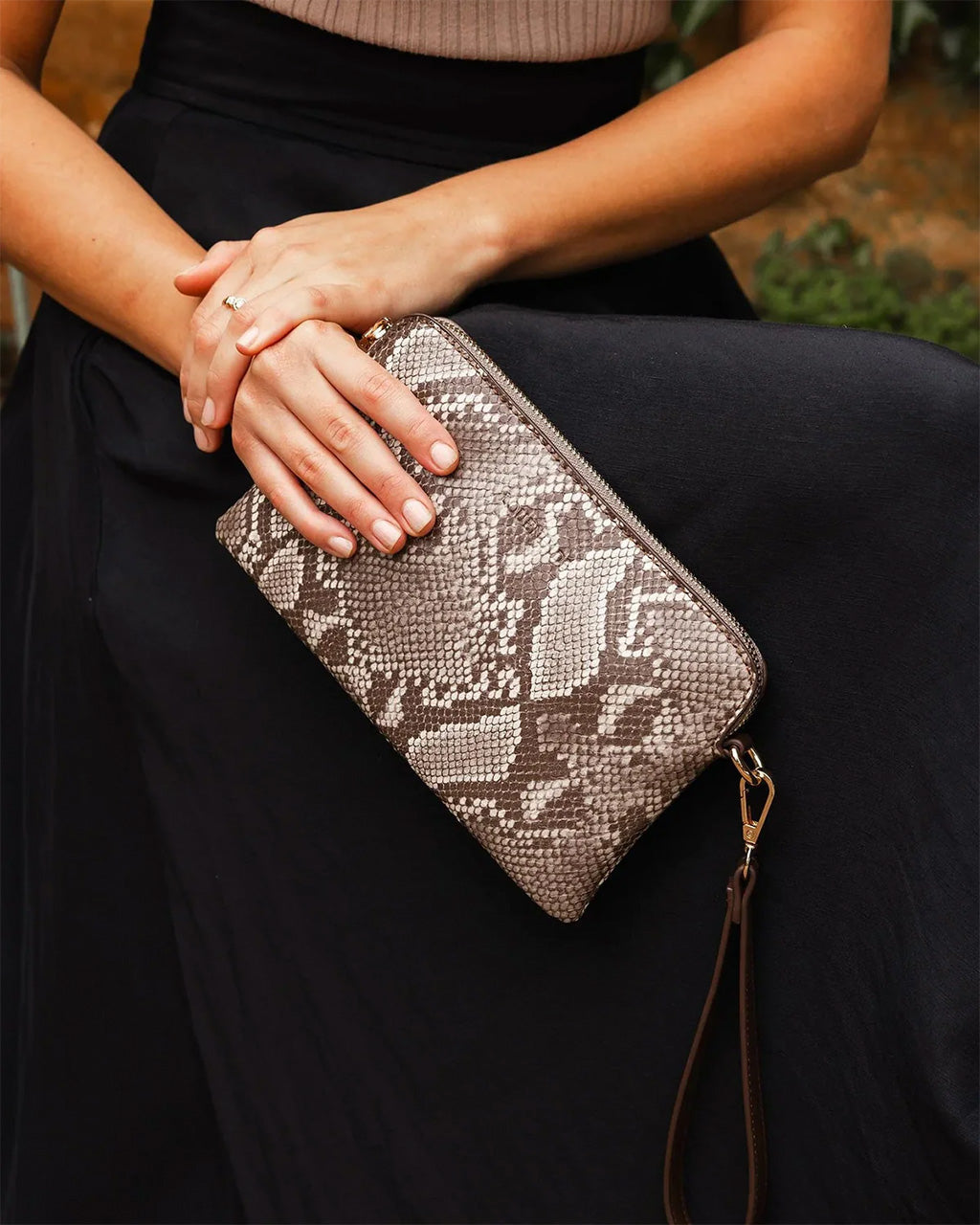 Poppy Clutch - Python Coffee