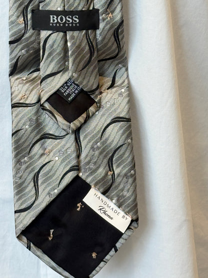Grey Swirl Tie With Pearl Drops
