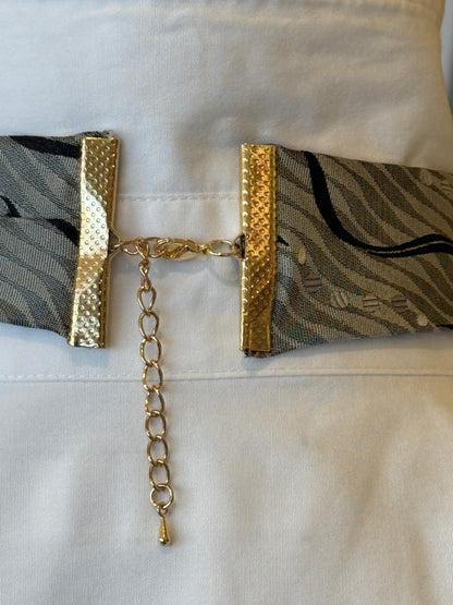 Grey Swirl Tie With Pearl Drops