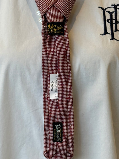Burgundy Tie With Flower & Pearls