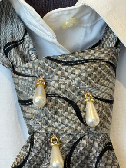 Grey Swirl Tie With Pearl Drops