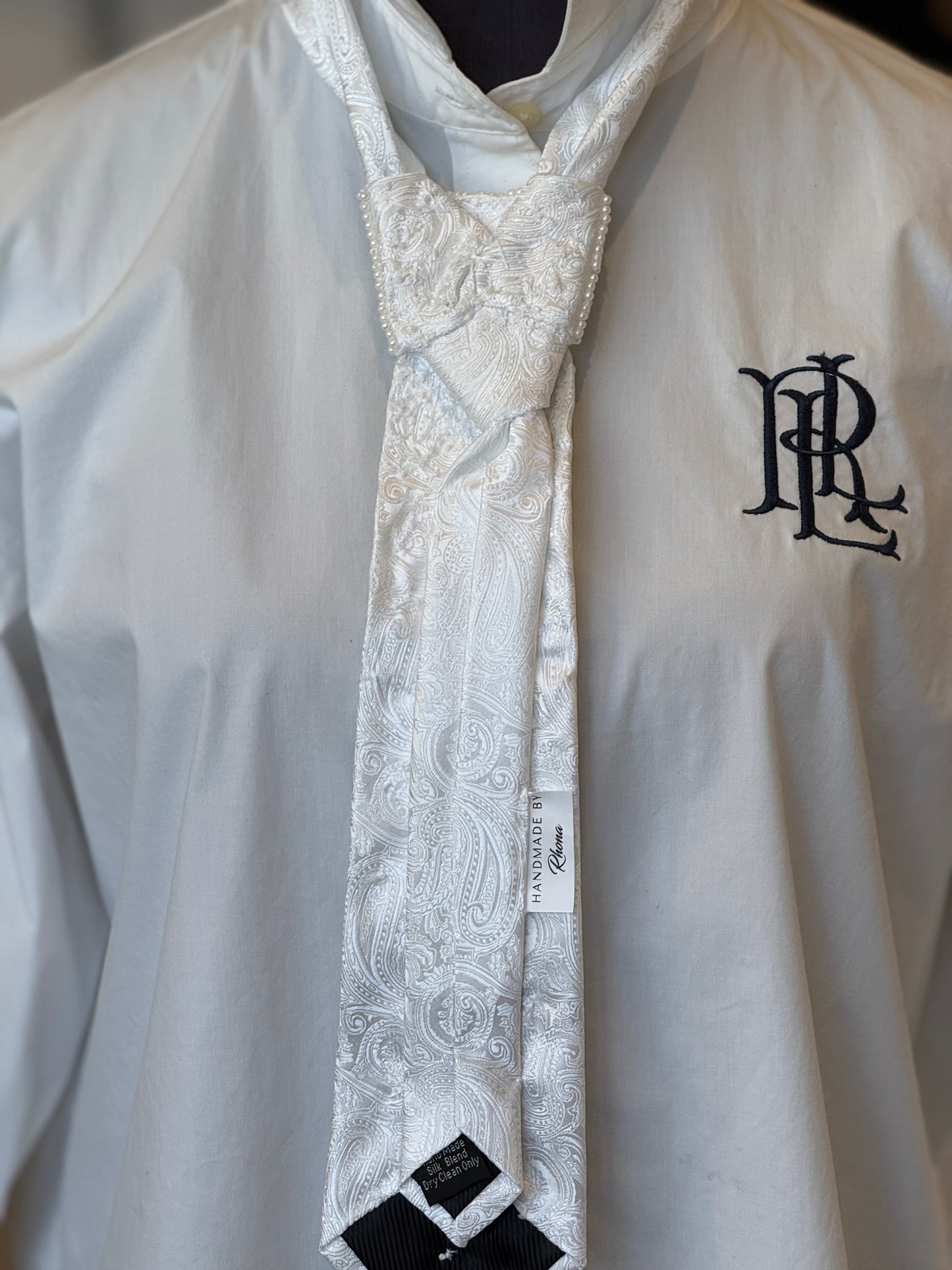 White Tie With Pearls And Rhinestones