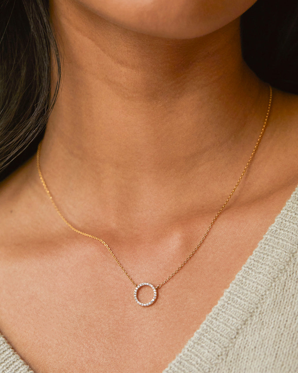Circle Necklace Gold