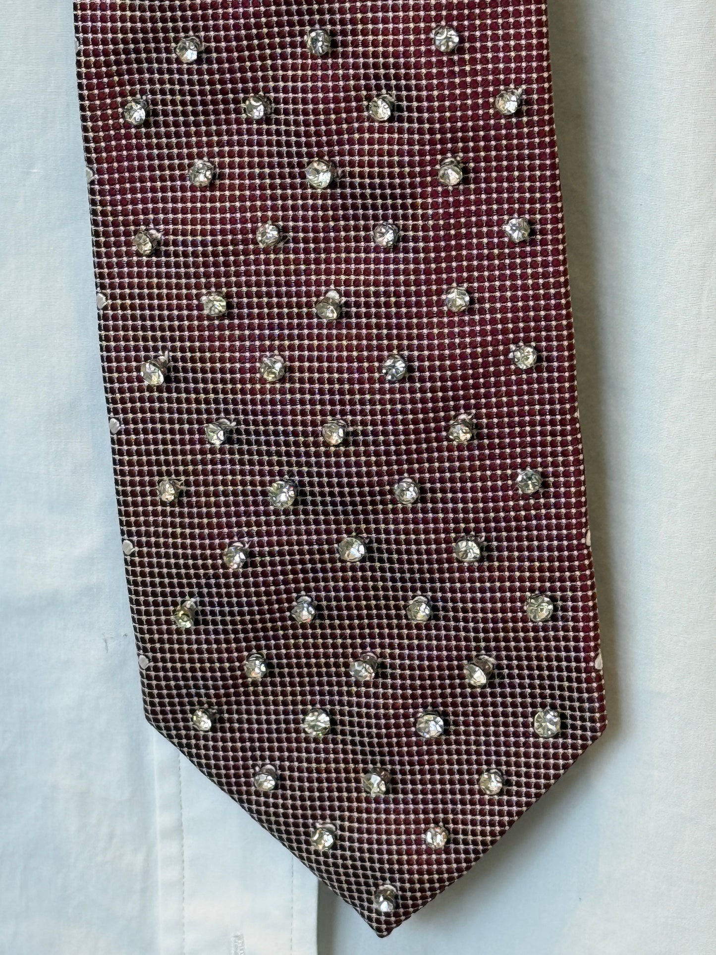 Burgundy Tie With Brooch & Rhinestones