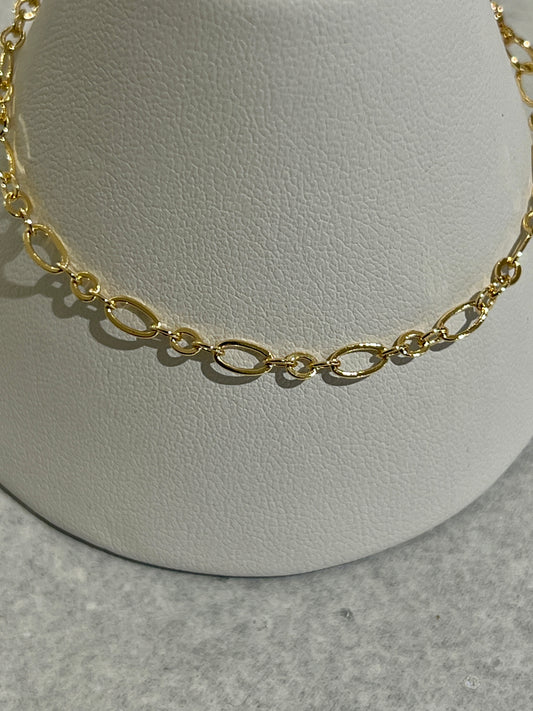 Fine Chain Gold Bracelet