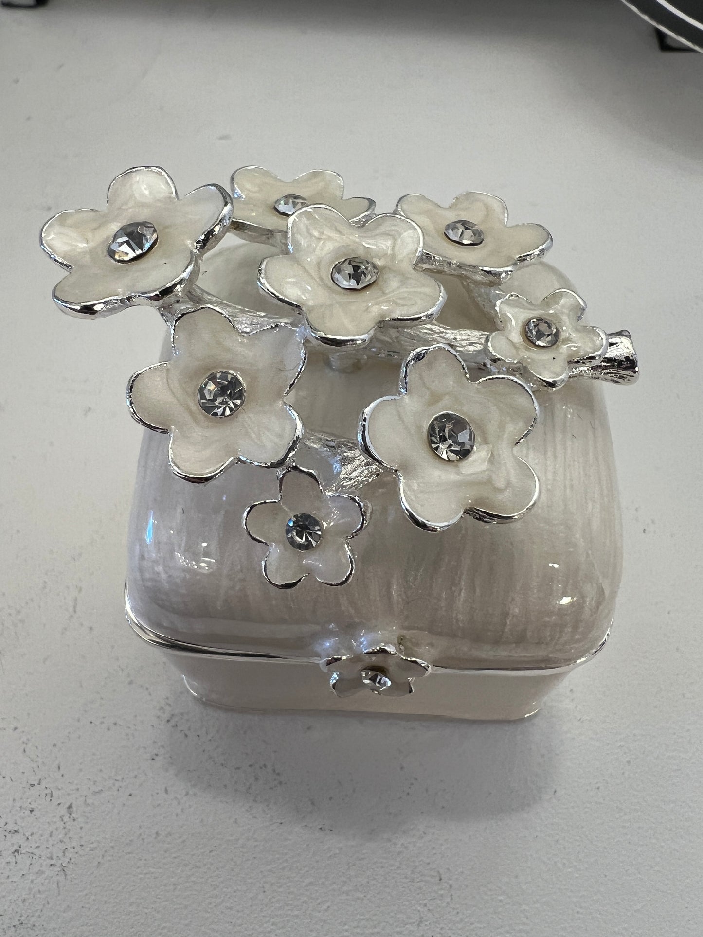 Ivory Flower Trinket Box